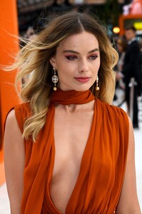        rob300719BZNimage115.jpg