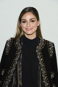 Olivia+Palermo+Elie+Saab+Front+Row+Paris+Fashion+xRPqFqpJI8yx.jpg