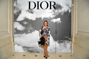 Gaia+Repossi+Christian+Dior+Photocall+Paris+gycppyXa_exx.jpg