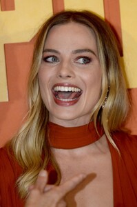        rob300719BZNimage111.jpg
