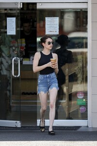        rob250719BZNimage106.jpg
