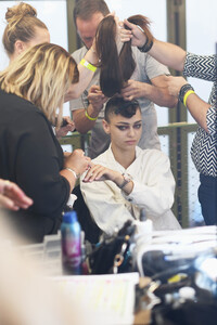 318810608_JeanPaulGaultierBackstageParisFashionGRnFgvuSgBix.thumb.jpg.e47687b0702f9f41873d0bd51ea4f86a.jpg