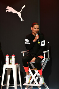 Adriana+Lima+PUMA+Refinery29+Host+Launch+New+-6Wm_8dqww8x.jpg