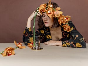 413269455_benholtropselvafashionfloralstyling466.thumb.jpg.fadef9606f4abadea5c68722bd8ff15e.jpg