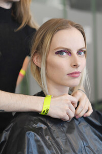 471337870_JeanPaulGaultierBackstageParisFashionzfa74Mml41wx.thumb.jpg.ecffc0703c773446cd9b8b9dece35e1b.jpg