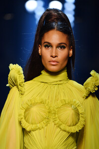 501248982_JeanPaulGaultierRunwayParisFashionWeekC1G_L73p-qmx.thumb.jpg.2858882feb820c53b0e7d802c44246be.jpg