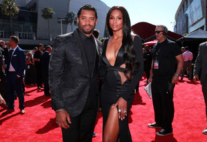 Ciara+2019+ESPYs+Red+Carpet+gCniHqlipV0x.jpg