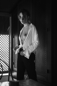 700210091_RebeccaBagnol_HannesWalendy(7).thumb.jpg.004276f1e7e7e73e168f51942f34671c.jpg