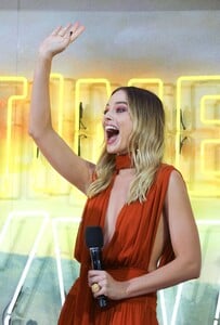        rob300719BZNimage124.jpg