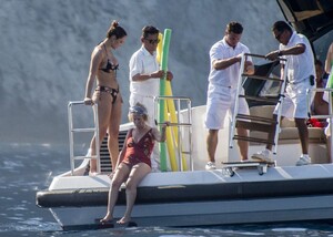       kat040719BZNimage47.jpg