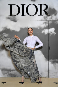 Coco+Rocha+Christian+Dior+Photocall+Paris+D3FmVBRrf_rx.jpg
