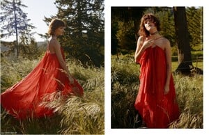 Allie+Clarkson+-+Cully+wright+-+Option+Model+Management+-+Florum+Fashion+Magazine+-+Noelle+Lynne+-+Festival+Style+Guide+-+The+Peach.jpg