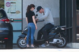      rob170719BZNimage123.jpg