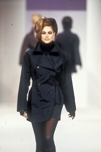 963064256_HerveLeger1994WomenRTW88.thumb.jpg.6ca42557630bc76235013816960ffcac.jpg