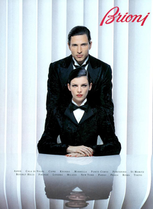 Brioni_Fall_Winter_03_04.thumb.png.8b4fdd26203acf0dde80617dff1d99f1.png