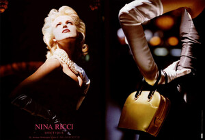 Eva_Issermann_Nina_Ricci_Fall_Winter_95_96_01.thumb.jpg.4c8c39502d7240e850a0cbc287cbe403.jpg