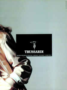 Gastel_Trussardi_Spring_Summer_1985_08.thumb.png.904b19f9d3628f96b5fbfe0dd26b923a.png