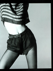 Grignaschi_Vogue_Italia_January_1985_03.thumb.png.5573825fb59dc0342b34301f8bef1b5d.png