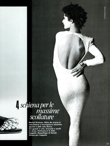 Grignaschi_Vogue_Italia_January_1985_05.thumb.png.d089b8be1929b3d56ec75734e275cf06.png