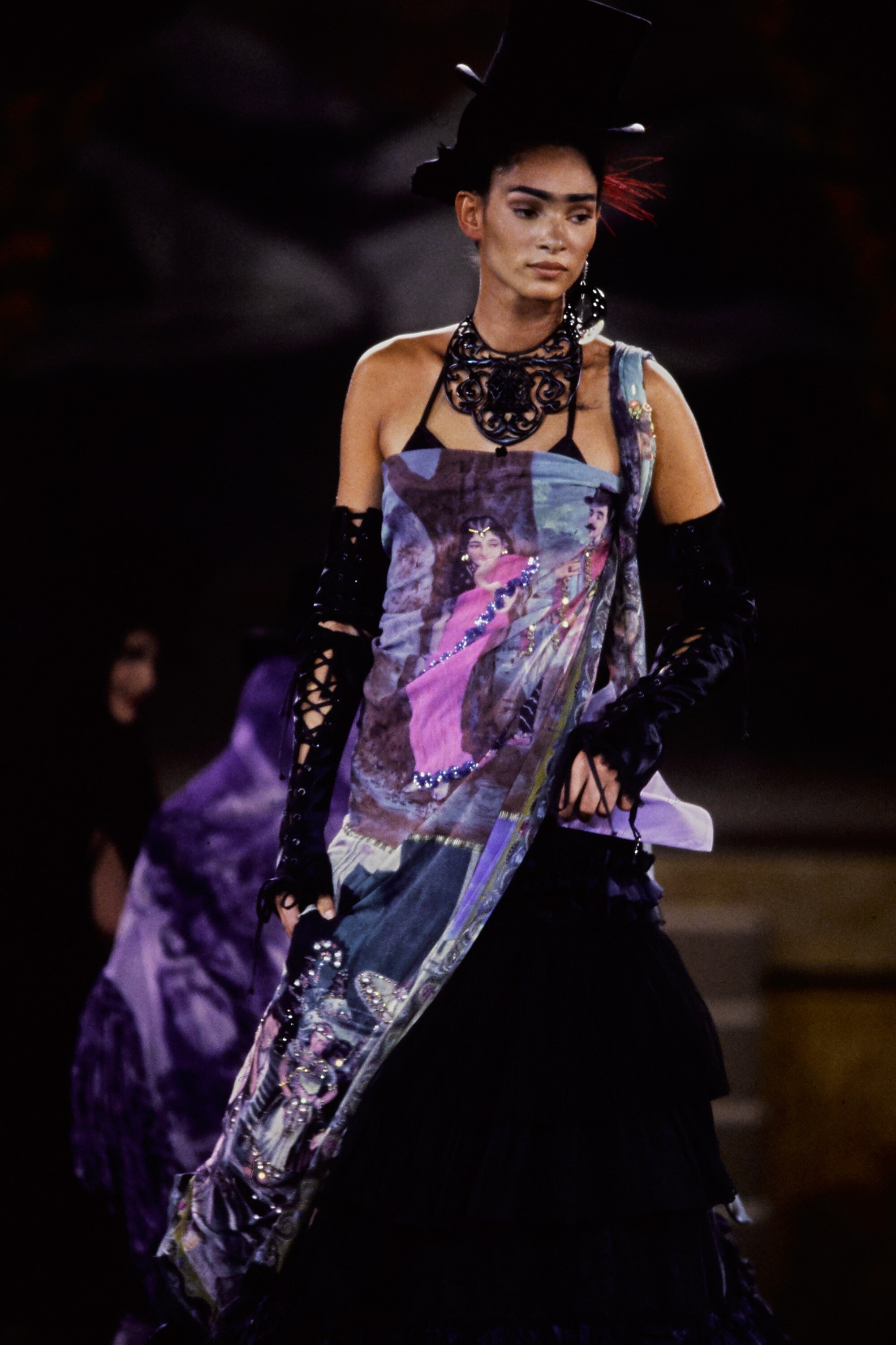 JEAN LOUIS SCHERRER #2 HC SS 1999 Paris - Fashion Channel 
