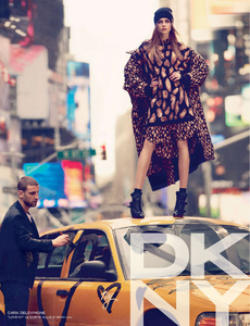 Jansson_DKNY_Fall_Winter_13_14.thumb.png.14f56e8e17f4984601f4eb2baedd15e0.png