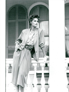 Krieger_Basile_Spring_Summer_1985_10.thumb.png.4448fbb1a296860a79dce3dd65f9247d.png