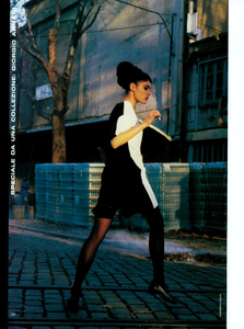 Lindbergh_Vogue_Italia_January_1985_03.thumb.png.8c276d17f3c04a9feb857f9e0dd9b72c.png