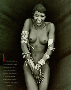 Lindbergh_Vogue_Italia_July_August_1988_10.thumb.png.c38f0a873144b3bbed1f52c684884883.png