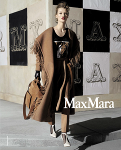 Meisel_Max_Mara_Fall_Winter_18_19_04.thumb.png.d8437ceed1abe937e5106ff3905de10a.png