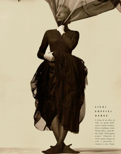 Meisel_Vogue_Italia_July_August_1988_04.thumb.png.04f4b2bef45537c316bcccbb7aed2124.png