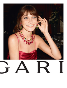 Richardson_Bvlgari_Fall_Winter_13_14_02.thumb.png.26799f6767b0c9fa85dde6b6bda495d7.png