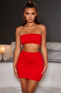 SARA_SET_-_RED_2.jpg