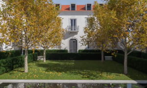 Santa-Helena-Lisbon-Portugal-Michael-Fassbender-apartment-homes-exterior.thumb.png.ba33c6eede38e5473c52a65472cc5b6e.png
