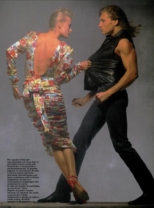 Sexy_Watson_Vogue_Italia_January_1985_05.thumb.png.94ca3f942bbdda894c8b8f3023df63f7.png