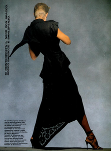 Sexy_Watson_Vogue_Italia_January_1985_09.thumb.png.e787a27d7dba6af2044c45f5174a3068.png