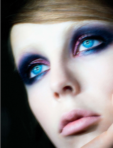 Sims_Marc_Jacobs_Beauty_Fall_Winter_13_14_01.thumb.png.2f4429dea64c03624157b2aed0f49339.png