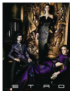 Testino_Etro_Fall_Winter_13_14_01.thumb.png.1bddabe073b62e0832b1fca252abe58c.png