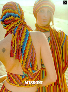 Testino_Missoni_Spring_Summer_1996_02.thumb.png.bb19a0cdd8976e1ec88904357e778135.png