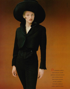 Thomas_Vogue_Italia_July_August_1988_03.thumb.png.81f3bacf40115fa1b4a72adabddb5355.png