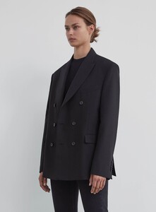 Woman_2_Blazer_Black_2.jpg