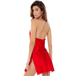 are-you-am-i_cindy-mello_senna-dress_red-3_2000x.jpg