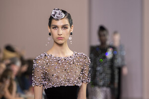 armani-prive-hc-atm-rf19-0812.thumb.jpg.1df899a8f111b1d15310153b37c61a3f.jpg