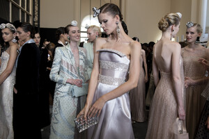armani-prive-hc-bks-v-rf19-4425.thumb.jpg.f724bc41a814e33bd17edb3abd9dc5ff.jpg