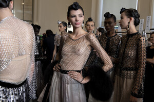 armani-prive-hc-bks-v-rf19-4935.thumb.jpg.d05868c840a517994d15c33d15aff3a9.jpg