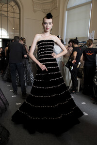 armani-prive-hc-bks-v-rf19-5063.thumb.jpg.7d879c8f30f5ae2e0ab433c4fc335055.jpg