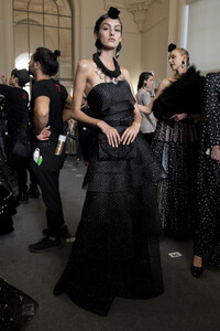 armani-prive-hc-bks-v-rf19-5100.thumb.jpg.79db6ba8f88375adca3b333ad41ae853.jpg
