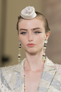armani-prive-hc-clp-rf19-5146.thumb.jpg.24a31ee8fb681a13cb347b01d6e0016c.jpg