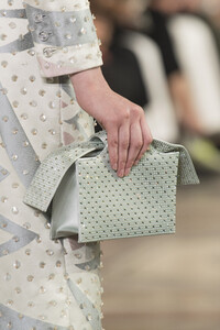 armani-prive-hc-clp-rf19-5149.thumb.jpg.671eeac83bc70ef9ff421a3a9e17fc66.jpg