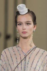 armani-prive-hc-clp-rf19-5395.thumb.jpg.2131f2f431ffad36ef73e48014cf00c4.jpg