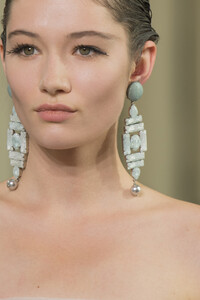 armani-prive-hc-clp-rf19-5441.thumb.jpg.bf0a7e9c582b92bf8d8ae57ddf1745f8.jpg